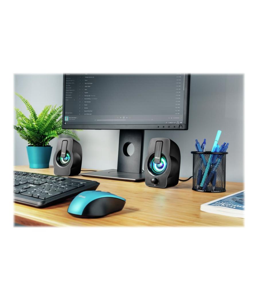 Des Consignes Alimentées Par énergie Solaire Pour Le Retrait De Colis