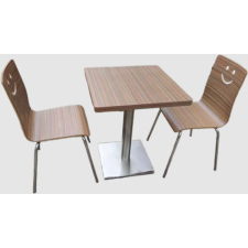 TABLE DE RESTAURANT CARREE H237 600X600 EFFET BOIS