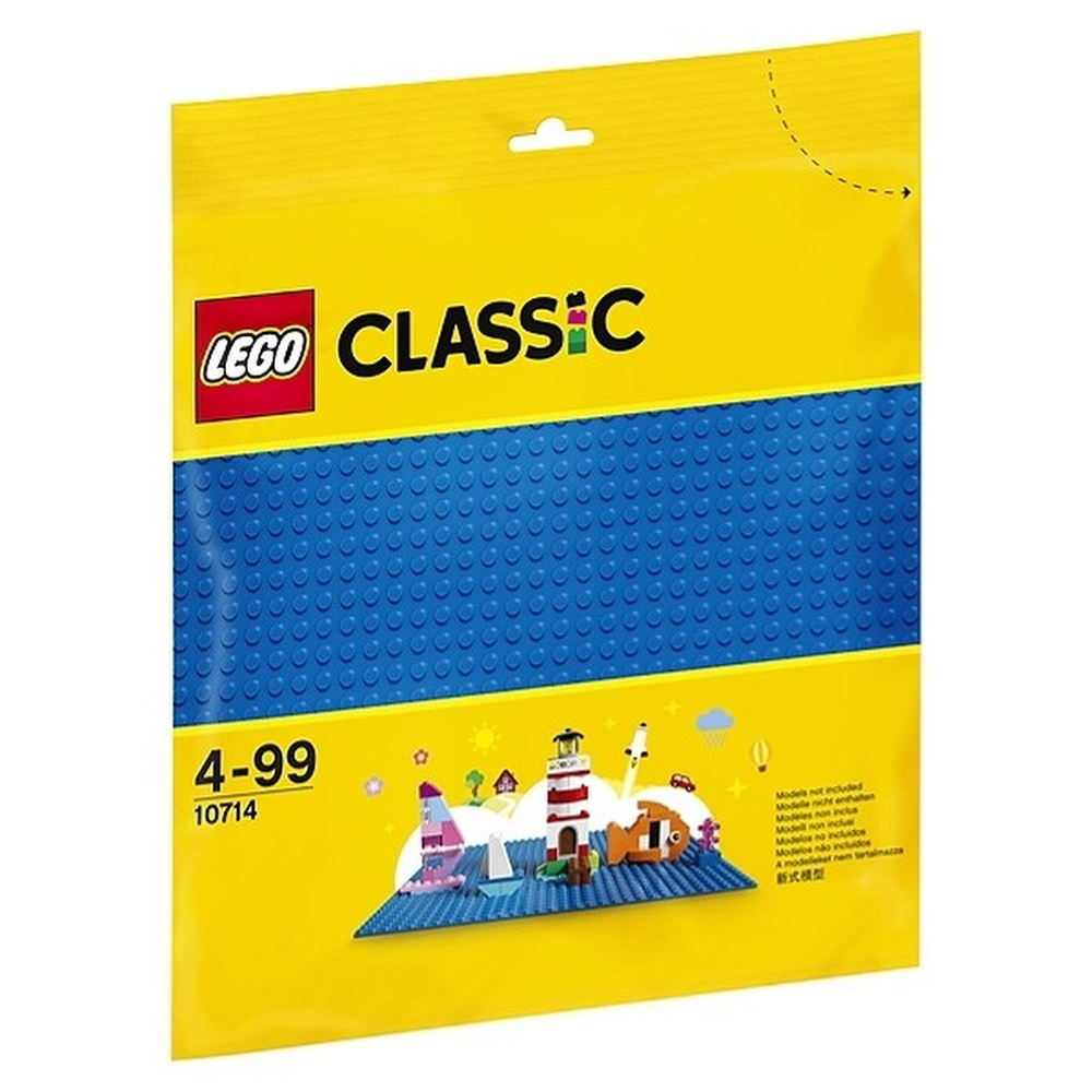 Mère Et Fils Jouant Avec Lego Sur Tapis Dans Le Salon Banque D