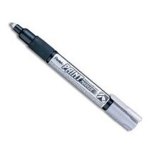 MARQUEUR PENTEL PEINTURE COUVRANTE  POINTE CONIQUE MOYEN ARGENT